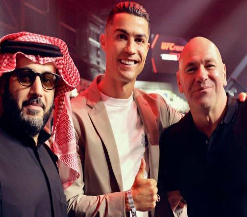 曼聯(lián)新收購傳聞真相揭秘，曝阿聯(lián)酋財團考慮報價！格雷澤估值52億